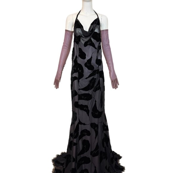 NINA RICCI 2011 Vintage Runway Full Look: Backless Gown + Leather Gloves - Picture 8 of 12